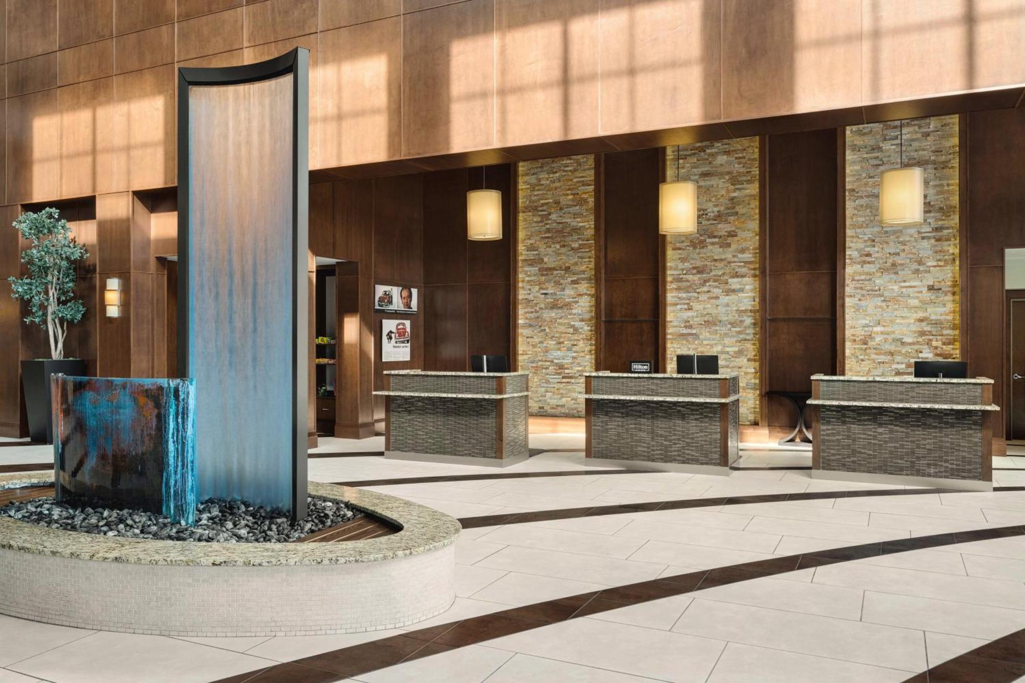 Embassy Suites Chattanooga Hamilton Place Exterior photo